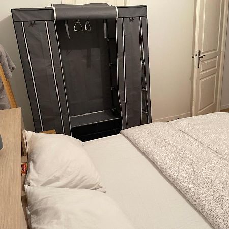 Lovely Bedroom Loft With Free Parking On Premise บัวส์ซี-แซงต์-เลเชร์ ภายนอก รูปภาพ